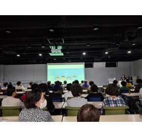 부산중구시니어클럽(노인일자리 및 사회활동 지원사업 참여자) 교육 사진.jpg
