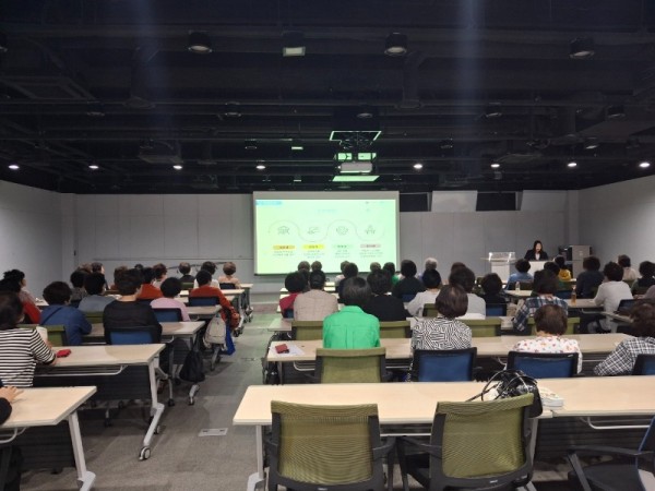 부산중구시니어클럽(노인일자리 및 사회활동 지원사업 참여자) (3) .jpg